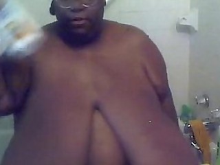 SSBBW black amateur MsBinthere shower